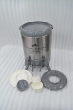 DAYDAYS 9.5 liter stainless steel hot and cold insulated water cooler dispenser with dual spigots and tripod legs