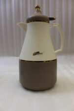 Three 1-liter modern thermal vacuum flasks in matte black, off-white, and grey featuring gold trim on a kitchen countertop.Three 1-liter modern thermal vacuum flasks in matte black, off-white, and grey featuring gold trim on a kitchen countertop.Three 1-liter modern thermal vacuum flasks in matte black, off-white, and grey featuring gold trim on a kitchen Three 1-liter modern thermal vacuum flasks in matte black, off-white, and grey featuring gold trim on a kitchen countertop.Three 1-liter modern thermal vacuum flasks in matte black, off-white, and grey featuring gold trim on a kitchen countertop.Three 1-liter modern thermal vacuum flasks in matte black, off-white, and grey featuring gold trim on a kitchen countertop.Three 1-liter modern thermal vacuum flasks in matte black, off-white, and grey featuring gold trim on a kitchen countertop.Three 1-liter modern thermal vacuum flasks in matte black, off-white, and grey featuring gold trim on a kitchen countertop.Three 1-liter modern thermal vacuum flasks in matte black, off-white, and grey featuring gold trim on a kitchen countertop.Three 1-liter modern thermal vacuum flasks in matte black, off-white, and grey featuring gold trim on a kitchen countertop.Three 1-liter modern thermal vacuum flasks in matte black, off-white, and grey featuring gold trim on a kitchen countertop.Three 1-liter modern thermal vacuum flasks in matte black, off-white, and grey featuring gold trim on a kitchen countertop.Three 1-liter modern thermal vacuum flasks in matte black, off-white, and grey featuring gold trim on a kitchen countertop.Three 1-liter modern thermal vacuum flasks in matte black, off-white, and grey featuring gold trim on a kitchen countertop.Three 1-liter modern thermal vacuum flasks in matte black, off-white, and grey featuring gold trim on a kitchen countertop.Three 1-liter modern thermal vacuum flasks in matte black, off-white, and grey featuring gold trim on a kitchen countertop.Three 1-liter modern thermal vacuum flasks in matte black, off-white, and grey featuring gold trim on a kitchen countertop.Three 1-liter modern thermal vacuum flasks in matte black, off-white, and grey featuring gold trim on a kitchen countertop.Three 1-liter modern thermal vacuum flasks in matte black, off-white, and grey featuring gold trim on a kitchen countertop.Three 1-liter modern thermal vacuum flasks in matte black, off-white, and grey featuring gold trim on a kitchen countertop.Three 1-liter modern thermal vacuum flasks in matte black, off-white, and grey featuring gold trim on a kitchen countertop.Three 1-liter modern thermal vacuum flasks in matte black, off-white, and grey featuring gold trim on a kitchen countertop.Three 1-liter modern thermal vacuum flasks in matte black, off-white, and grey featuring gold trim on a kitchen countertop.countertop.