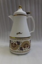 Three 1-liter DAY DAYS white thermal vacuum flasks with gold trim and ornate decorative pattern bases resting on a marble kitchen countertop.Three 1-liter DAY DAYS white thermal vacuum flasks with gold trim and ornate decorative pattern bases reThree 1-liter DAY DAYS white thermal vacuum flasks with gold trim and ornate decorative pattern bases resting on a marble kitchen countertop.Three 1-liter DAY DAYS white thermal vacuum flasks with gold trim and ornate decorative pattern bases resting on a marble kitchen countertop.Three 1-liter DAY DAYS white thermal vacuum flasks with gold trim and ornate decorative pattern bases resting on a marble kitchen countertop.Three 1-liter DAY DAYS white thermal vacuum flasks with gold trim and ornate decorative pattern bases resting on a marble kitchen countertop.Three 1-liter DAY DAYS white thermal vacuum flasks with gold trim and ornate decorative pattern bases resting on a marble kitchen countertop.Three 1-liter DAY DAYS white thermal vacuum flasks with gold trim and ornate decorative pattern bases resting on a marble kitchen countertop.Three 1-liter DAY DAYS white thermal vacuum flasks with gold trim and ornate decorative pattern bases resting on a marble kitchen countertop.Three 1-liter DAY DAYS white thermal vacuum flasks with gold trim and ornate decorative pattern bases resting on a marble kitchen countertop.Three 1-liter DAY DAYS white thermal vacuum flasks with gold trim and ornate decorative pattern bases resting on a marble kitchen countertop.Three 1-liter DAY DAYS white thermal vacuum flasks with gold trim and ornate decorative pattern bases resting on a marble kitchen countertop.Three 1-liter DAY DAYS white thermal vacuum flasks with gold trim and ornate decorative pattern bases resting on a marble kitchen countertop.Three 1-liter DAY DAYS white thermal vacuum flasks with gold trim and ornate decorative pattern bases resting on a marble kitchen countertop.Three 1-liter DAY DAYS white thermal vacuum flasks with gold trim and ornate decorative pattern bases resting on a marble kitchen countertop.Three 1-liter DAY DAYS white thermal vacuum flasks with gold trim and ornate decorative pattern bases resting on a marble kitchen countertop.Three 1-liter DAY DAYS white thermal vacuum flasks with gold trim and ornate decorative pattern bases resting on a marble kitchen countertop.Three 1-liter DAY DAYS white thermal vacuum flasks with gold trim and ornate decorative pattern bases resting on a marble kitchen countertop.Three 1-liter DAY DAYS white thermal vacuum flasks with gold trim and ornate decorative pattern bases resting on a marble kitchen countertop.Three 1-liter DAY DAYS white thermal vacuum flasks with gold trim and ornate decorative pattern bases resting on a marble kitchen countertop.Three 1-liter DAY DAYS white thermal vacuum flasks with gold trim and ornate decorative pattern bases resting on a marble kitchen countertop.Three 1-liter DAY DAYS white thermal vacuum flasks with gold trim and ornate decorative pattern bases resting on a marble kitchen countertop.Three 1-liter DAY DAYS white thermal vacuum flasks with gold trim and ornate decorative pattern bases resting on a marble kitchen countertop.Three 1-liter DAY DAYS white thermal vacuum flasks with gold trim and ornate decorative pattern bases resting on a marble kitchen countertop.Three 1-liter DAY DAYS white thermal vacuum flasks with gold trim and ornate decorative pattern bases resting on a marble kitchen countertop.Three 1-liter DAY DAYS white thermal vacuum flasks with gold trim and ornate decorative pattern bases resting on a marble kitchen countertop.sting on a marble kitchen countertop.
